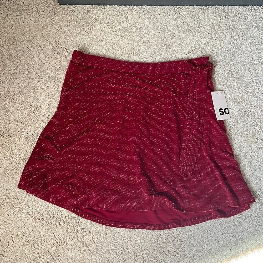 Faux wrap skirt - Picture 1 of 4